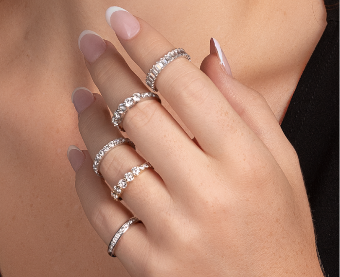 womens-wedding-rings.png